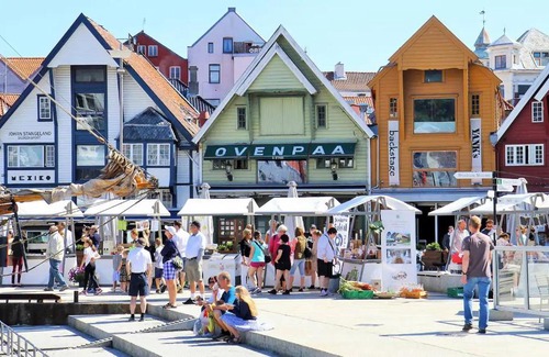 Stavanger Apartamento | Spacious And Modern, 2-Bedroom, Near Center, Free Parking, Best Location