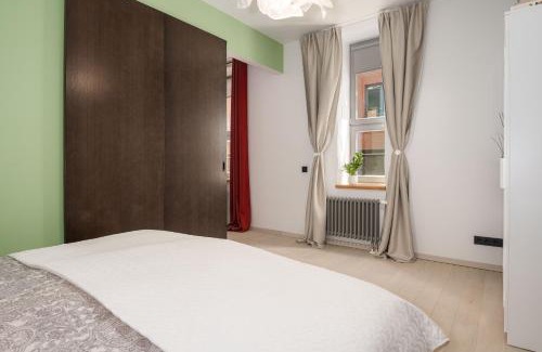 Parnu Apartamento | Spacious and Modern City Centre Deluxe Entire Flat for business and holiday