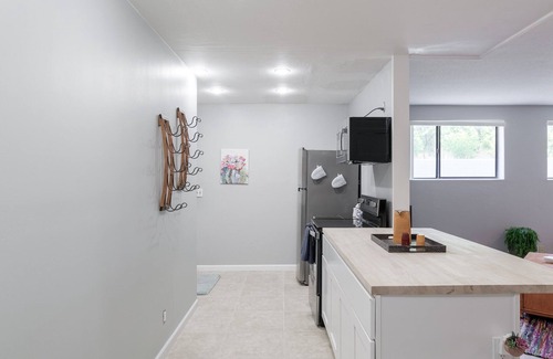 Fountain Hills Apartamento | Spacious and Quiet1BR 1BA Apartment - Hiking, Biking, Shopping Nearby