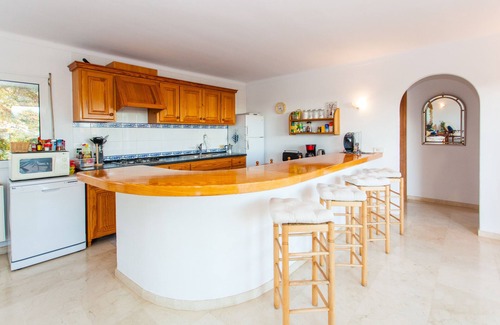 Ses Salines Casa | Espaciosa y tranquila casa con vistas al mar