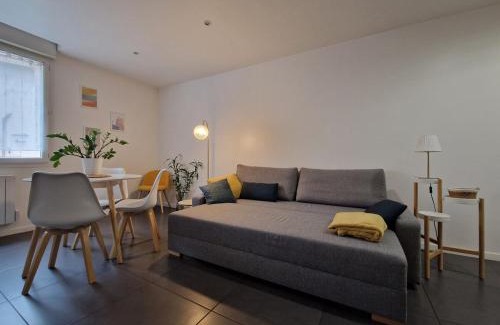 Saint-Fons Apartamento | Spacious and Quiet - Lyon South - 4p - Self check-in