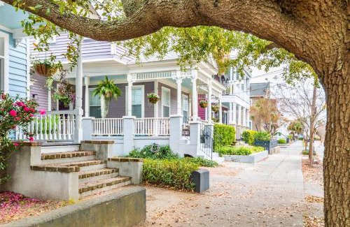 Westside Apartamento | Spacious and Quiet One Block off King Street