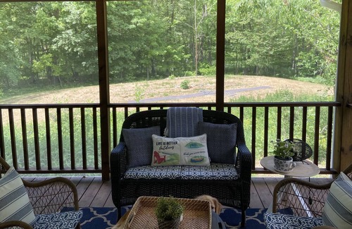 Aitkin Casa | Spacious and Serene Lakeside Home Sleeps 10