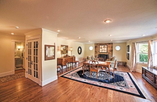 Cleveland Casa | Spacious and Stunning Cleveland Getaway on 1 Acre