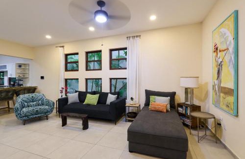 Playacar Casa | Spacious and Stylish Vacation Home for 8 with Private Pool and Large Terrace