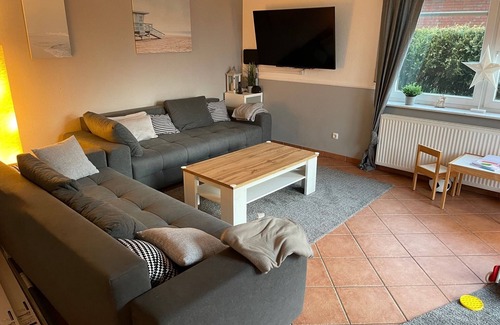 Esens Casa | Spacious and very quiet holiday home in Esens / East Friesland