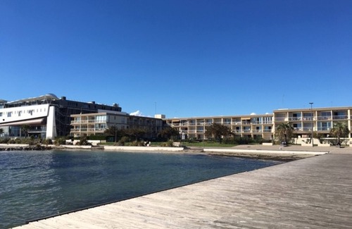Balaruc-les-Bains Apartamento | Apartamento en Balaruc-les-Bains: Jardín Privado, Admiten Mascotas, Bienestar y Actividades