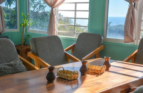 Santa María Apartamento | Amplio Departamento con vista a playa Zicatela