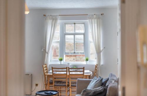 Bishop's Stortford Apartamento | Spacious Apartment, near Stansted Airport & Bishops Stortford Town Centre, Ideal for Contractors and Relocators