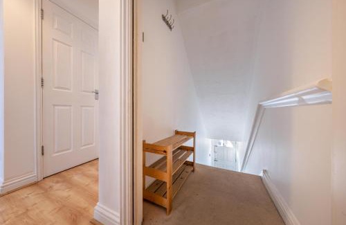 Bishop's Stortford Apartamento | Spacious Apartment, near Stansted Airport & Bishops Stortford Town Centre, Ideal for Contractors and Relocators
