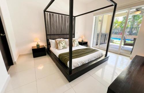 Puerto Aventuras Apartamento | Spacious Apartment with Terrace, Pool and Beach Access