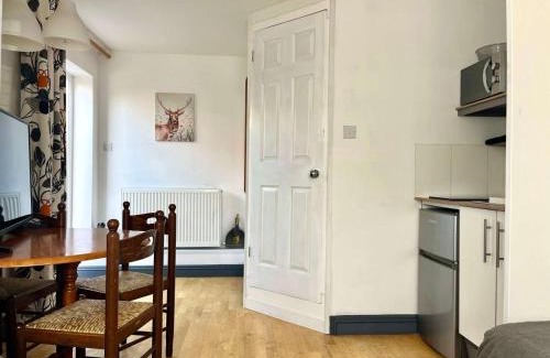 Crawley Apartamento | Spacious Apartment - 12 Minutes from Gatwick