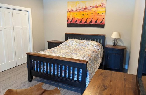 Quinte West Otro | Spacious apartment on homestead; Experience sustainable living