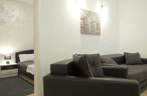 Old Town Apartamento | Spacious Apartment Erol