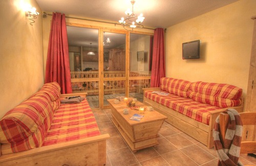 Montvalezan Apartamento | Spacious apartment in French-Italian ski resort San Bernardo