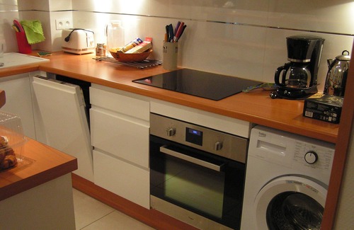 Valras-Plage Apartamento | Spacious apartment with large balcony