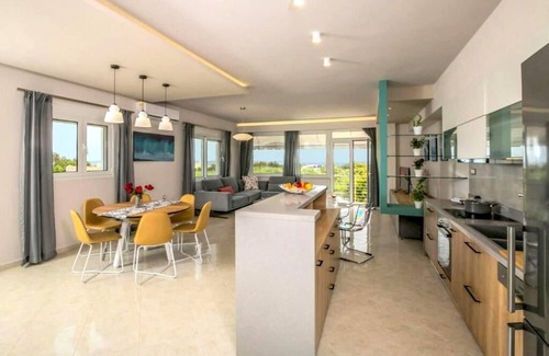 Koutsounari Apartamento | Spacious apartment with balcony just a few minutes from the beach