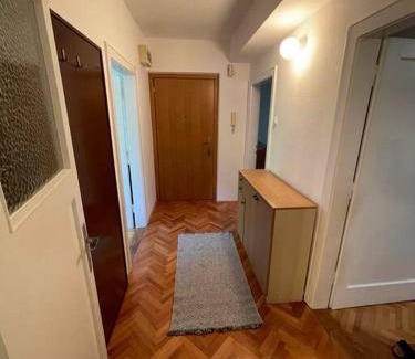 Bezigrad District Apartamento | Spacious Apartment - green & peaceful