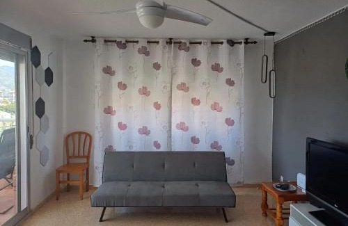 Benicassim Apartamento | Spacious Apartment in Benicàssim with Mountain View