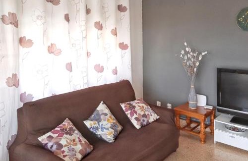 Benicassim Apartamento | Spacious Apartment in Benicàssim with Mountain View