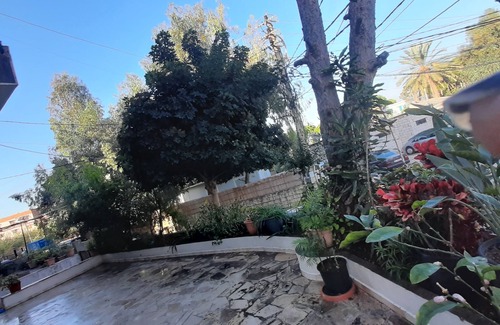 Batroun Apartamento | Spacious apartment in town centre