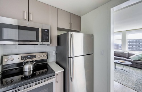 Prudential - St. Botolph Apartamento | Spacious Apartment in Luxury Back Bay Building
