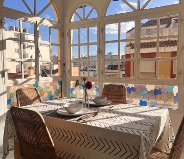 Bailen-Miraflores Apartamento | Spacious apartment in Málaga
