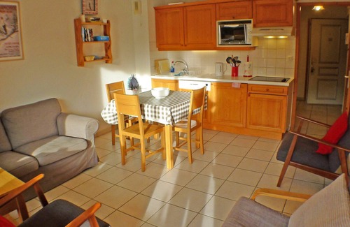 Samoens Apartamento | Amplio apartamento en el corazón de Samoëns con WiFi y aparcamiento privado, se aceptan mascotas