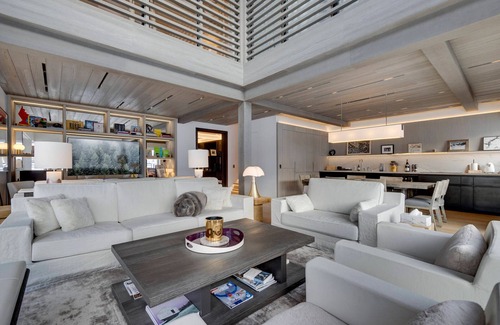 Tignes Apartamento | Apartamento amplio en Tignes con jacuzzi y aparcamiento, ideal para 12 personas