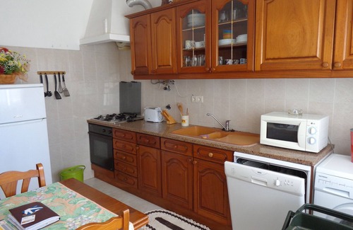 Benagil Apartamento | Amplio apartamento en villa, con vista al mar a 100 mt. de la playa de Benagil