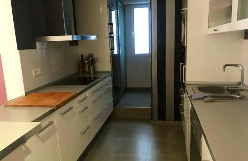 Mestalla Apartamento | Spacious apartment in Valencia 90 m² with shared garden