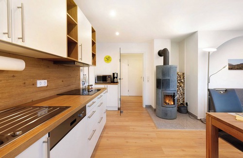 Moessingen Apartamento | Amplio apartamento Maja