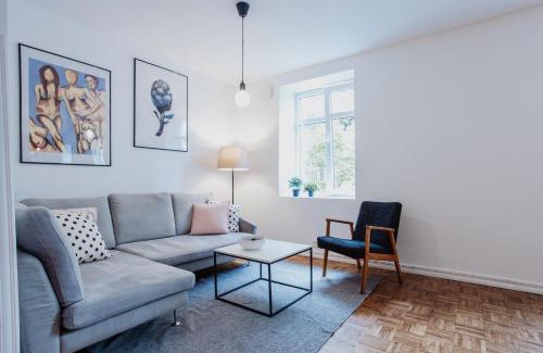 Kadriorg Apartamento | Spacious apartment near the Airport and Bus station