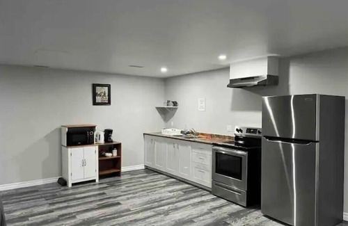 Cochrane Apartamento | Spacious Apartment On Hwy 11 S (Includes all the amenities you need)