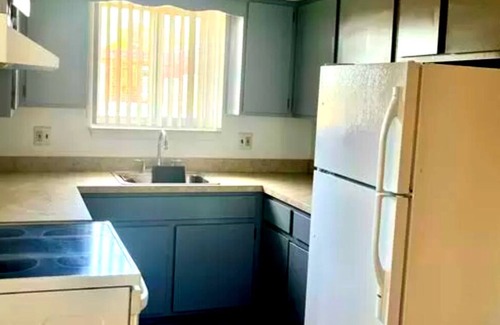 Lincoln Park Apartamento | spacious apartment. clean & updated Quiet neighborhood near downtown Lincolnpark