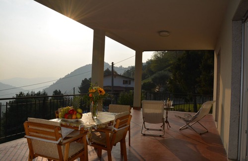 Viadanica Apartamento | Spacious apartment with panoramic terrace 10 minutes from Lake Iseo.