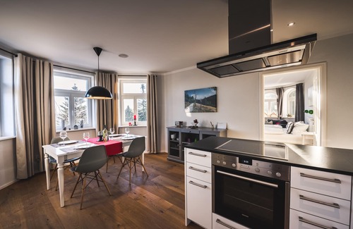 Baerenburg Apartamento | Spacious apartment with fireplace in an idyllic location on the edge of the forest
