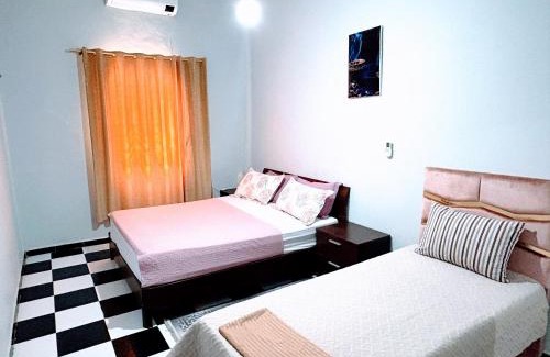 Errachidia Apartamento | Spacious Apartment with Motorcycle Garage, Free Parking, and Air Conditioning