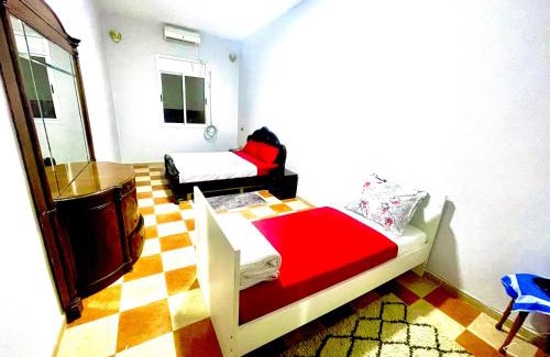 Errachidia Apartamento | Spacious Apartment with Motorcycle Garage, Free Parking, and Air Conditioning