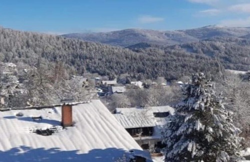 Rabenstein Apartamento | Spacious apartment with ski lift behind the house