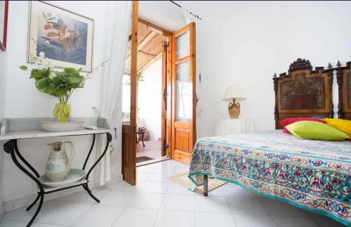 Lipari Apartamento | Spacious Apartment with Sea View in Lipari