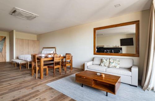 El Zonte Casa | Spacious Apartment with Balcony