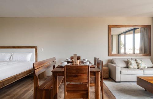 El Zonte Casa | Spacious Apartment with Balcony