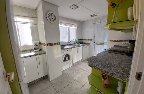 Benalmadena Costa Apartamento | Apartamentos espaciosos con piscina y aire acondicionado en Benalmádena