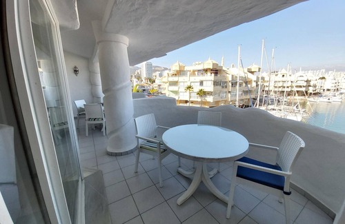 Benalmadena Costa Apartamento | Apartamentos espaciosos con piscina y aire acondicionado en Benalmádena