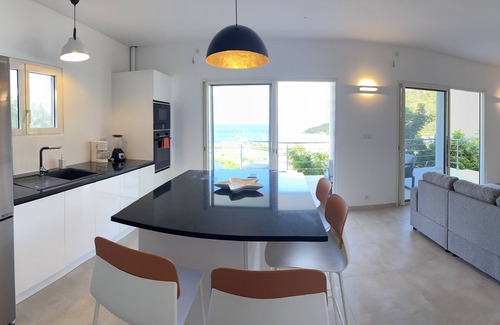 Anse Marcel Apartamento | Cosy spacious appartment facing the sea with private garden