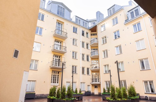 Punavuori Apartamento | Spacious apt on Tranquil Courtyard