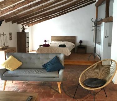 El Perello Apartamento | Spacious attic apartment