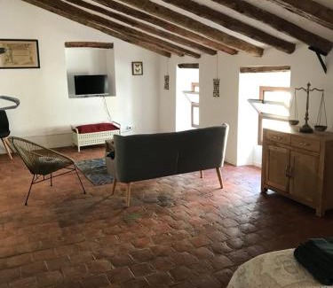 El Perello Apartamento | Spacious attic apartment