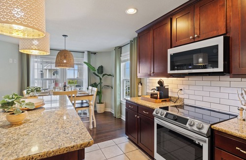 East Ocean View Casa | Spacious Bayfront Retreat